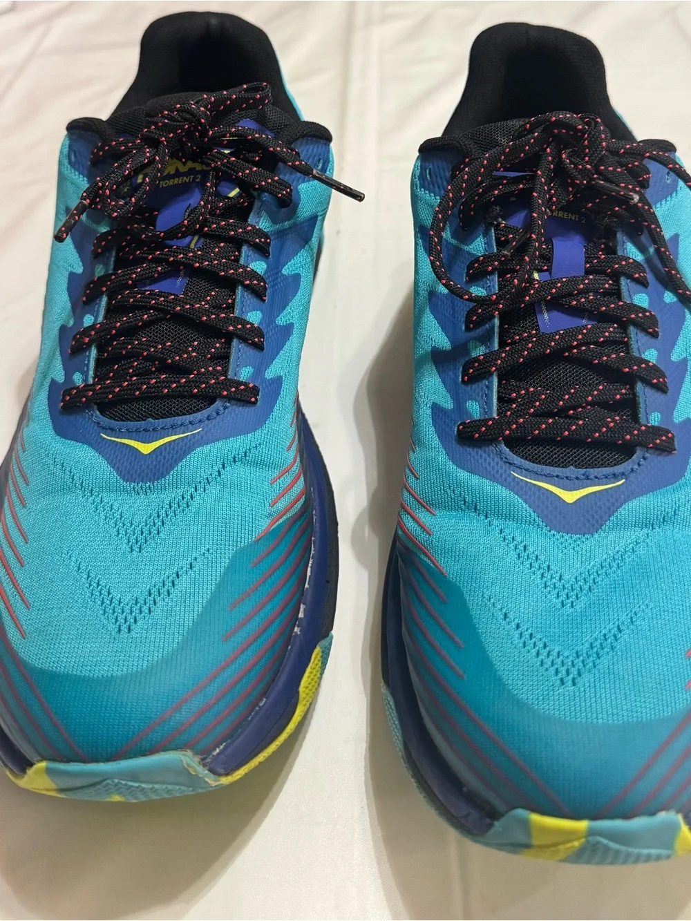 Hoka One One Men’s Teal and Navy Running Shoes with Yellow Accents size 12.5